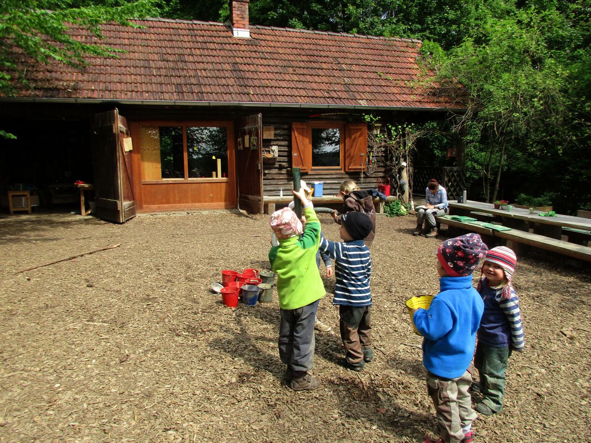 BILD VOM WALDKINDERGARTEN